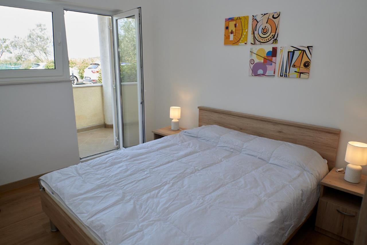 Novigrad Istria Cittanova Boutique Apartment Con Piscina מראה חיצוני תמונה